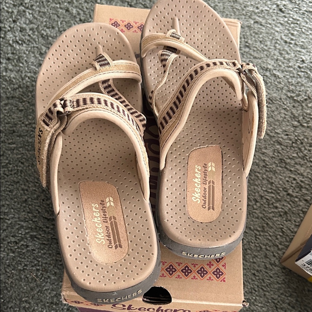 Skechers Women’s Tan Strappy Outdoor Sandals